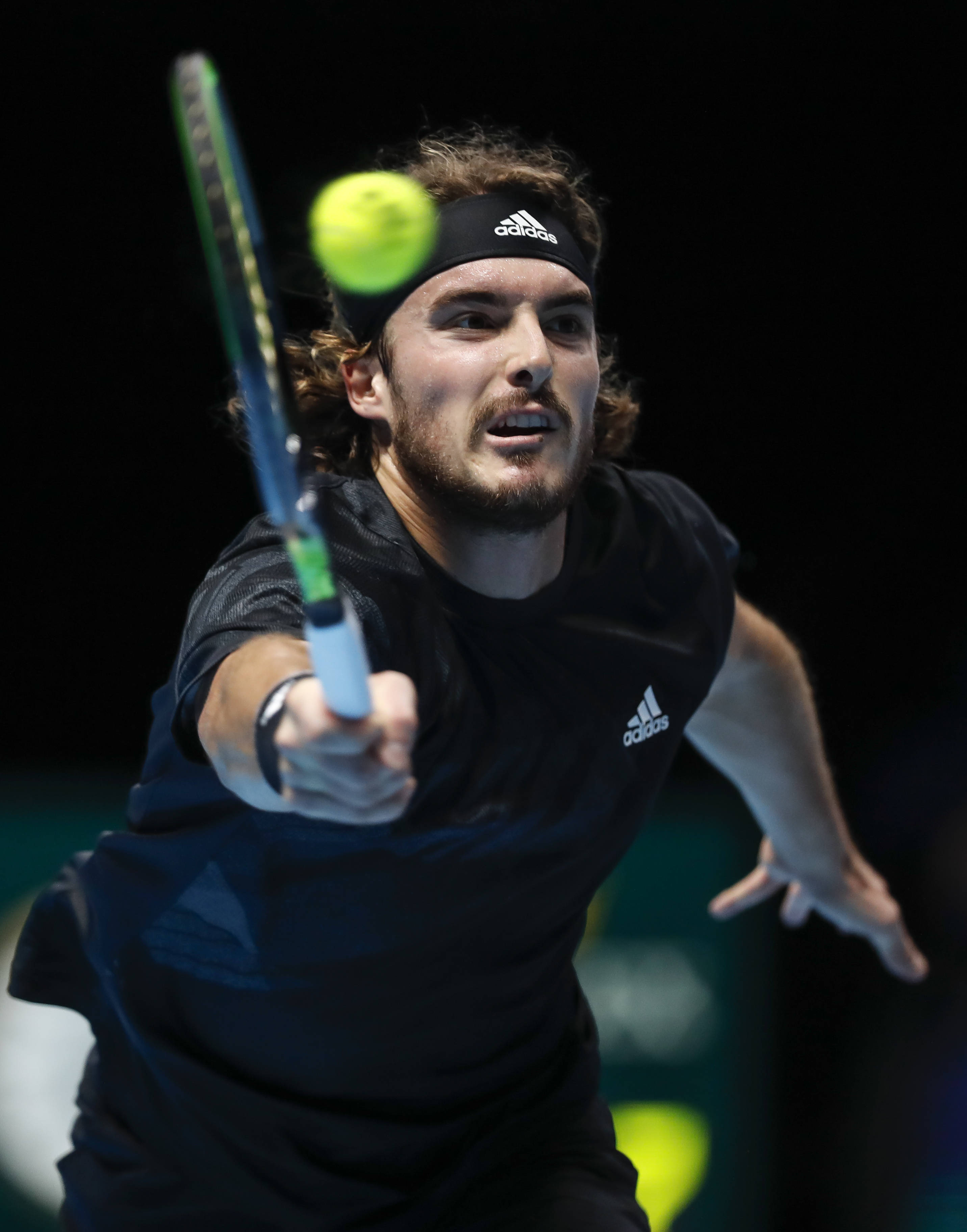 包含欧洲网球队逆转西班牙网球队,西西帕斯统治全场的词条 包含欧洲网球队逆转西班牙网球队,西西帕斯统治全场的词条