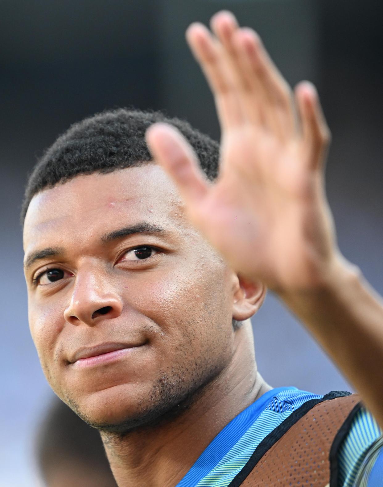 赛前专访:皇家马德里主帅谈世俱杯目标 赛前专访:皇家马德里主帅谈世俱杯目标