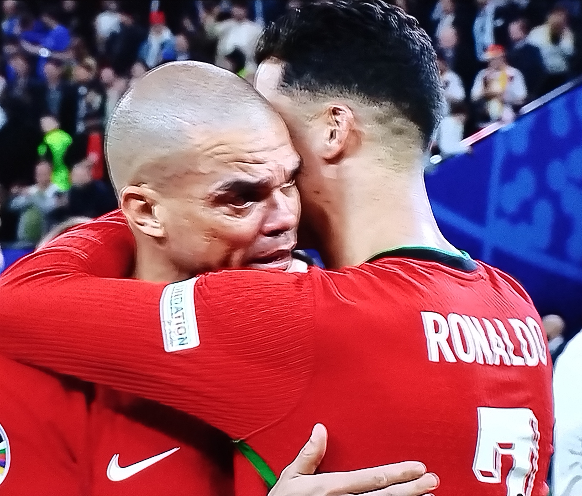 葡萄牙客场逆转瑞典,杀入欧洲杯强 葡萄牙客场逆转瑞典,杀入欧洲杯强