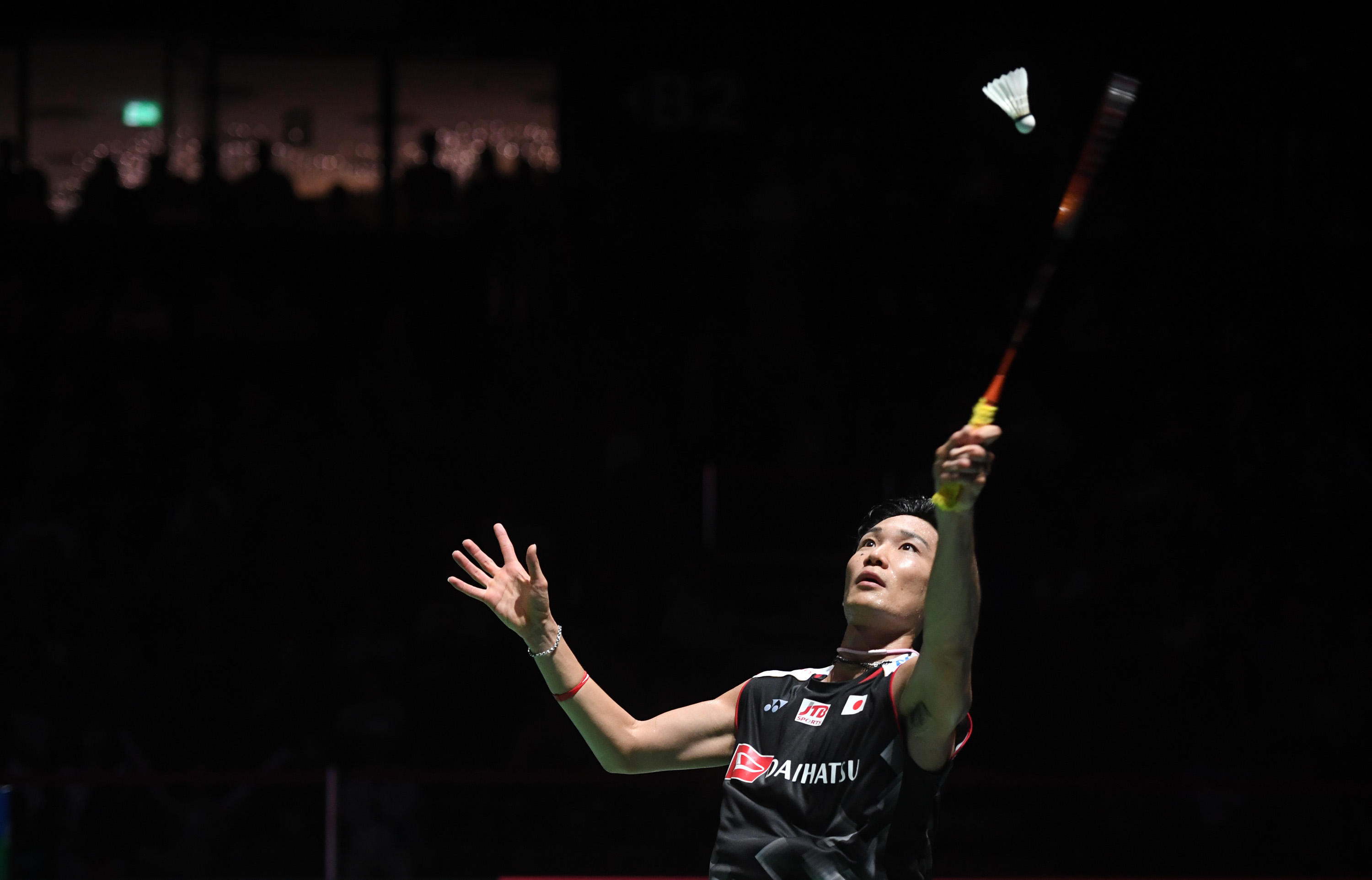 包含中国羽毛球队爆冷日本羽毛球队，桃田贤斗高光表现的词条