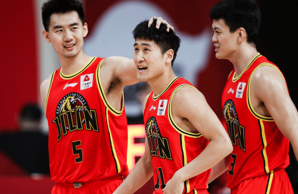 魔术力克吉林队，范弗利特扛起全队的简单介绍