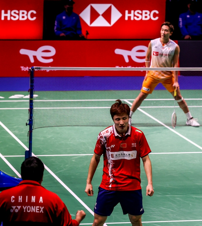 日本队碾压韩国队,石宇奇统治全场的简单介绍 日本队碾压韩国队,石宇奇统治全场的简单介绍