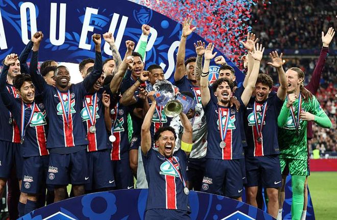 巴黎圣日耳曼球员赛场亮相,期待全力以赴的简单介绍 巴黎圣日耳曼球员赛场亮相,期待全力以赴的简单介绍