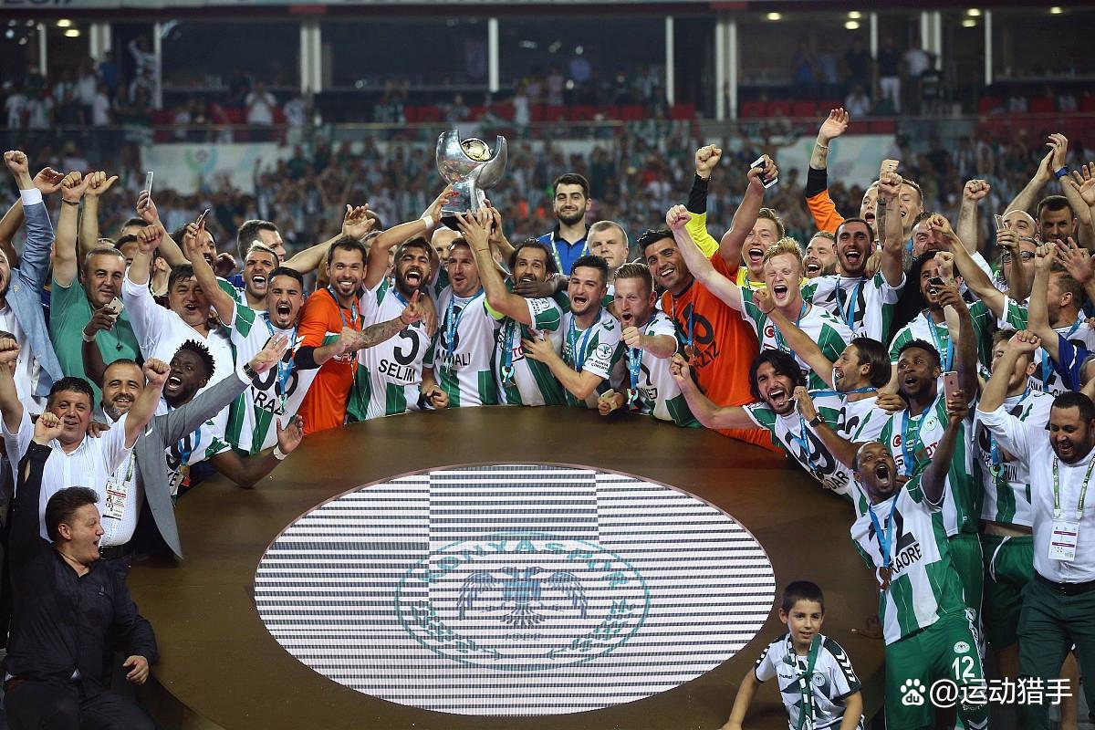 那不勒斯稳固实力争夺意甲冠军积分的简单介绍