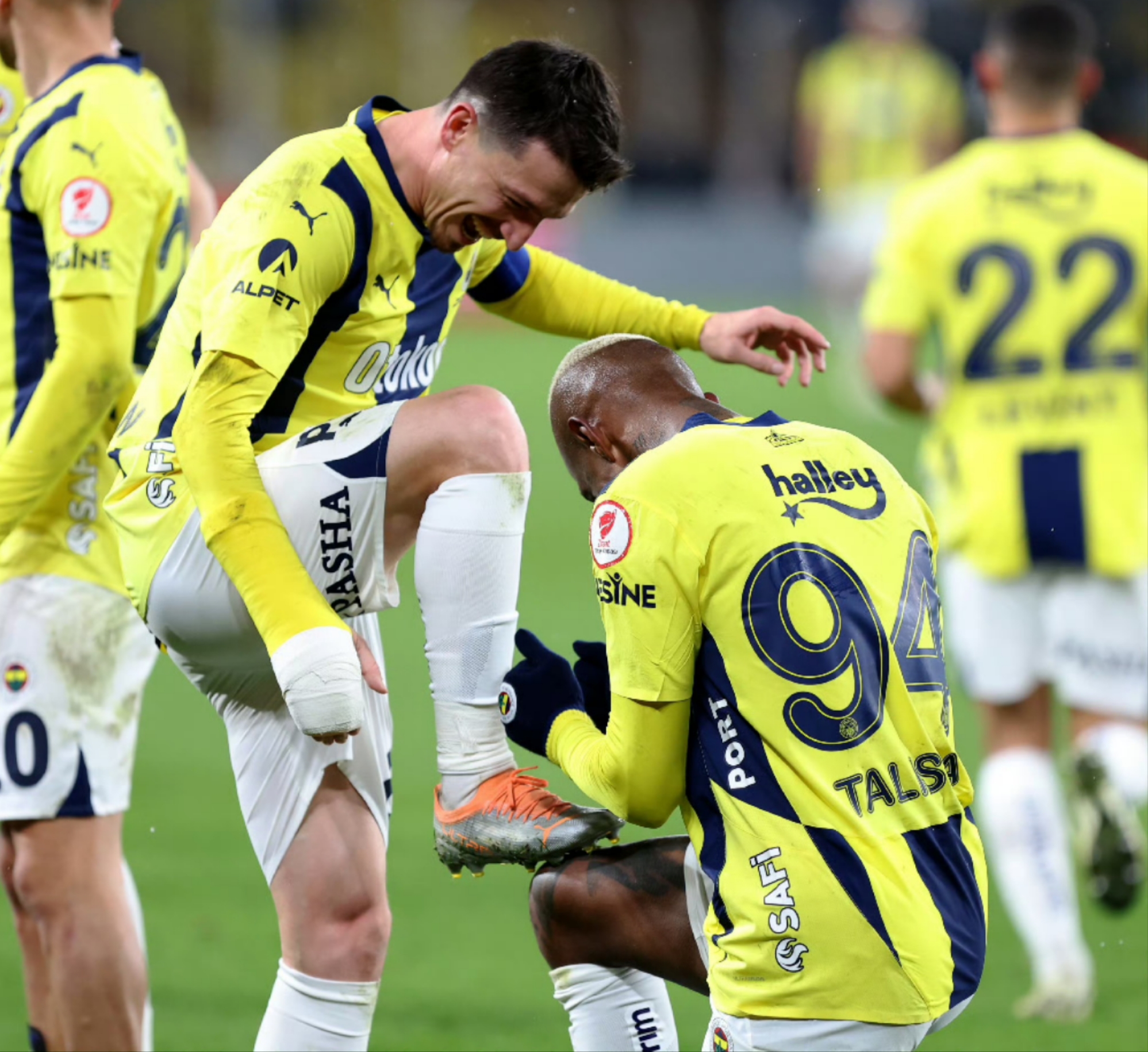 切尔西核心中场状态持续高涨，助球队连续获胜的简单介绍