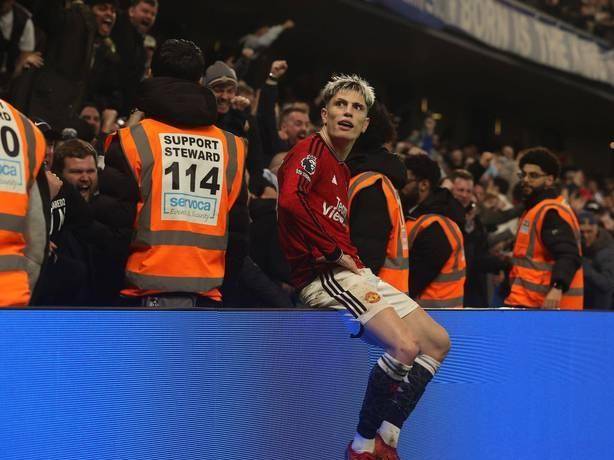 曼联惨败止步,无缘晋级下一轮比赛 曼联惨败止步,无缘晋级下一轮比赛