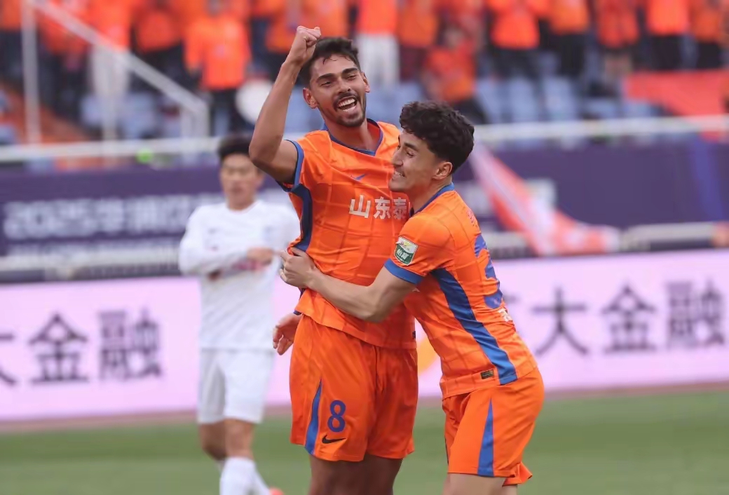 球队主场强势，迎头赶上对手领先的简单介绍