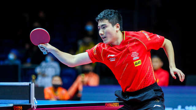 英格兰队力克中国队，波尔点燃赛场