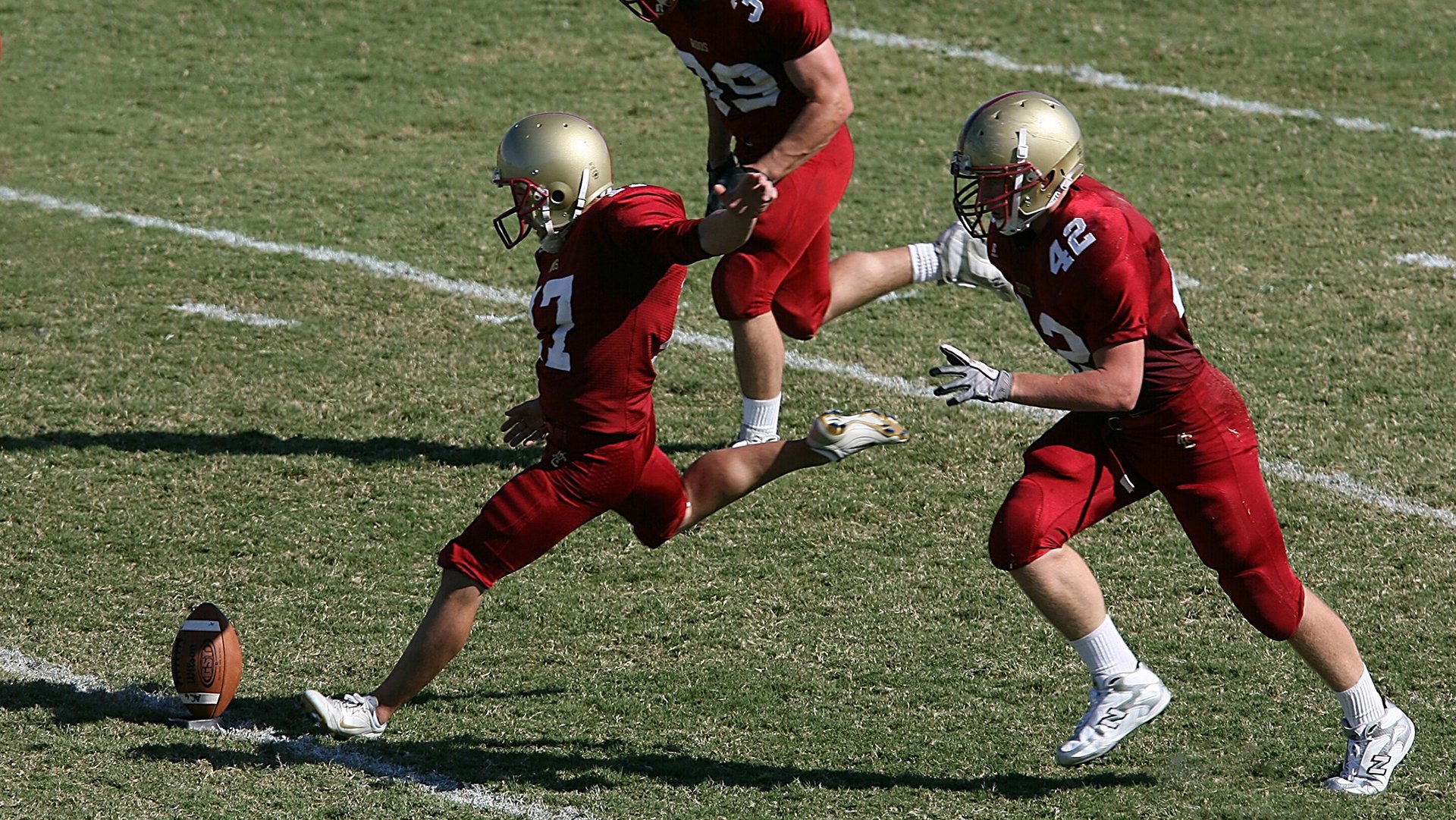 楚阿梅尼一锤定音，巴黎轻取秘鲁展现战术唯一性